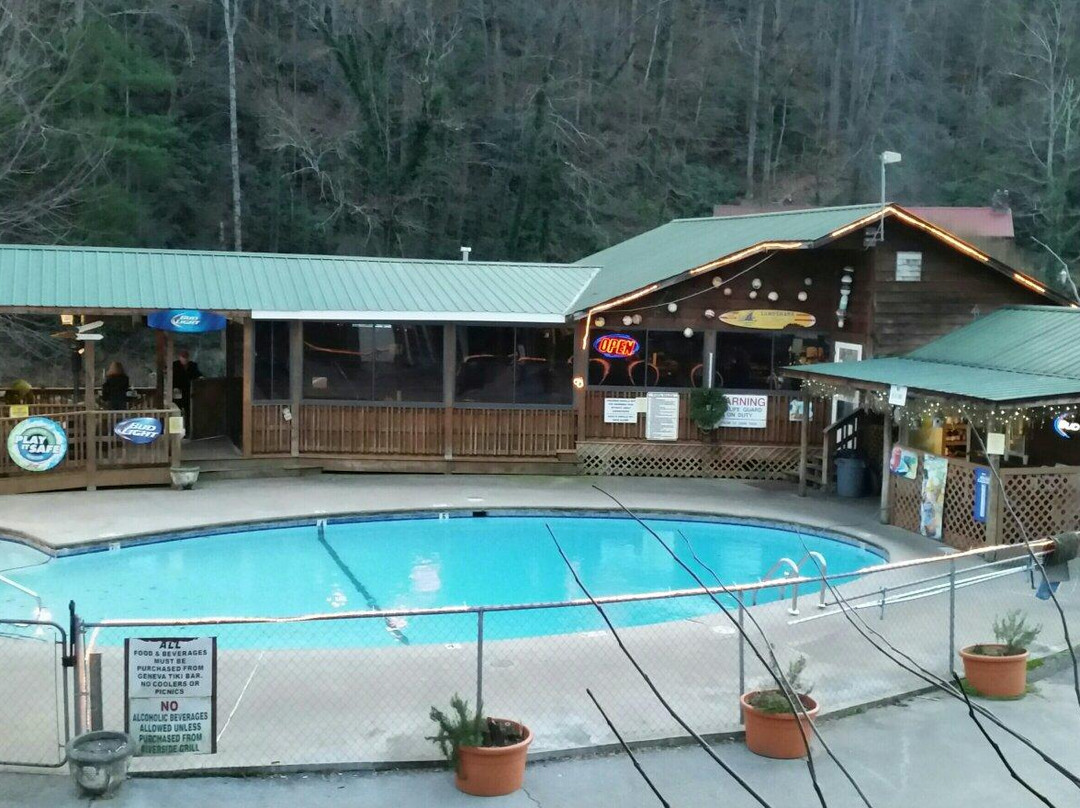 Geneva Riverside Lodging主图