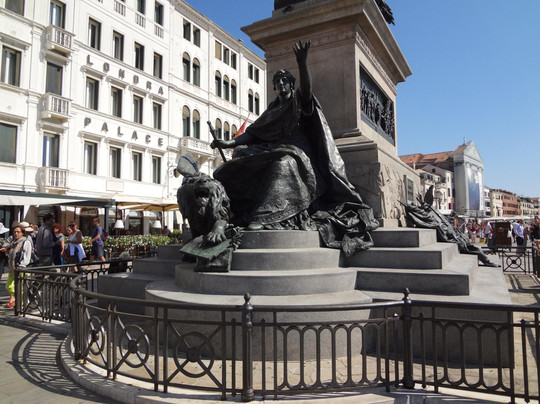 Monumento a Vittorio Emanuele II-威尼斯必去景点
