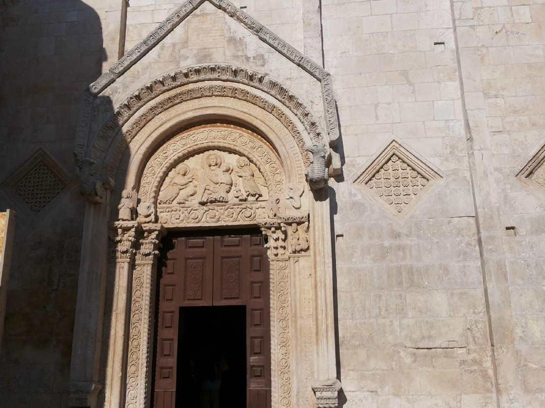 Chiesa di Santa Maria Maggiore-Acquaviva delle Fonti必去景点