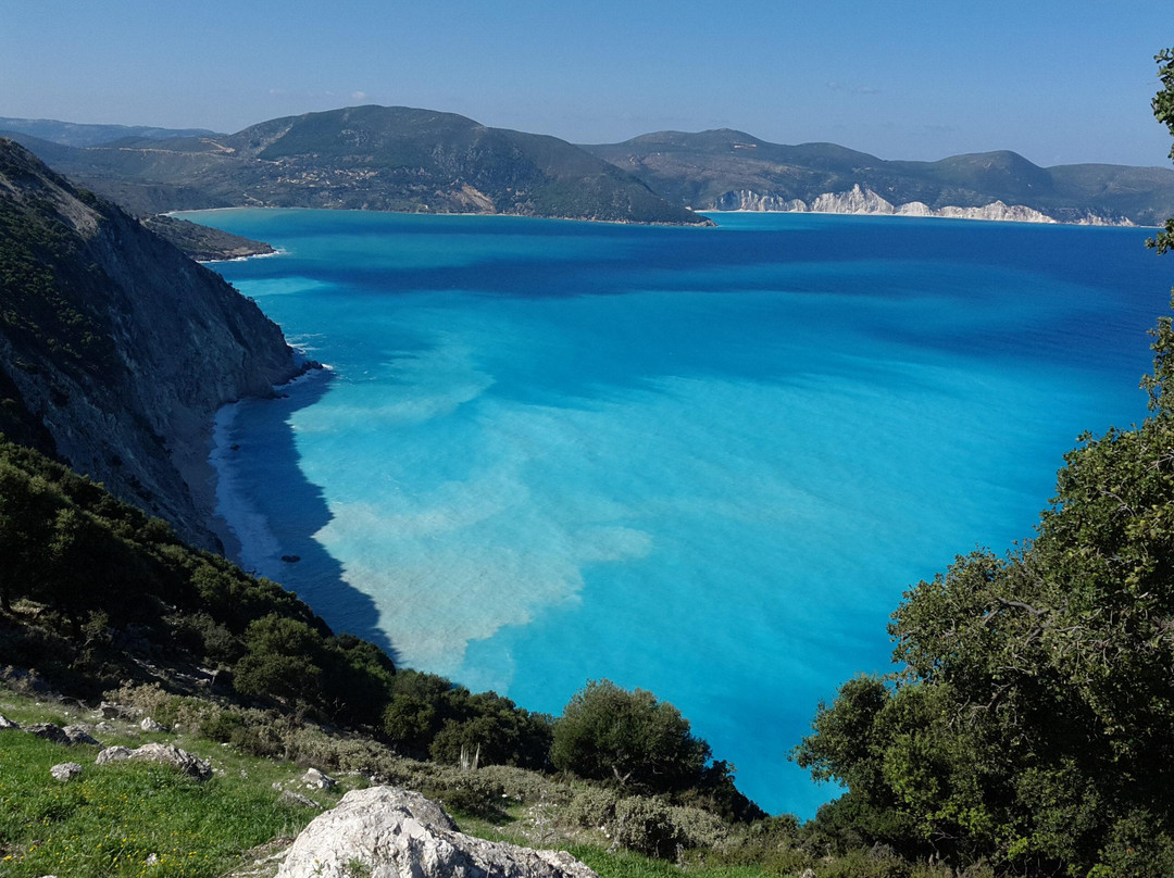 Myrtos Beach-凯法利尼亚岛必去景点