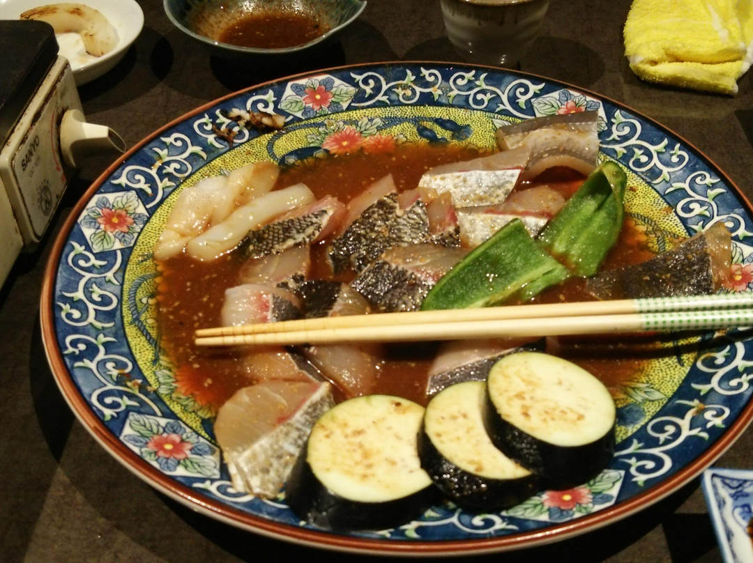对马市餐馆和美食-Ajidokoro Senryo