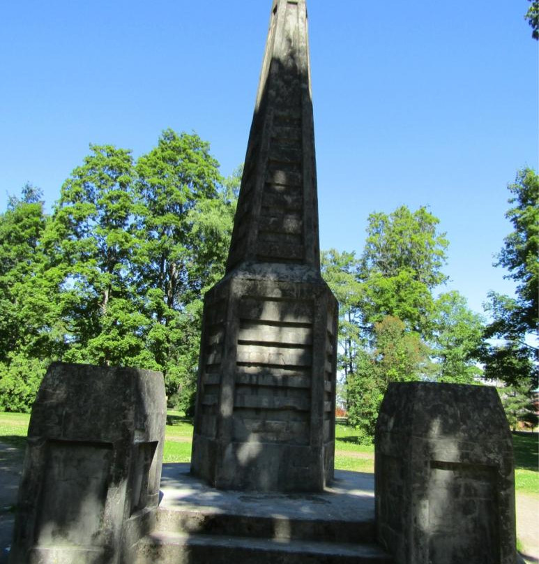 Raadi Cemetery-塔尔图必去景点