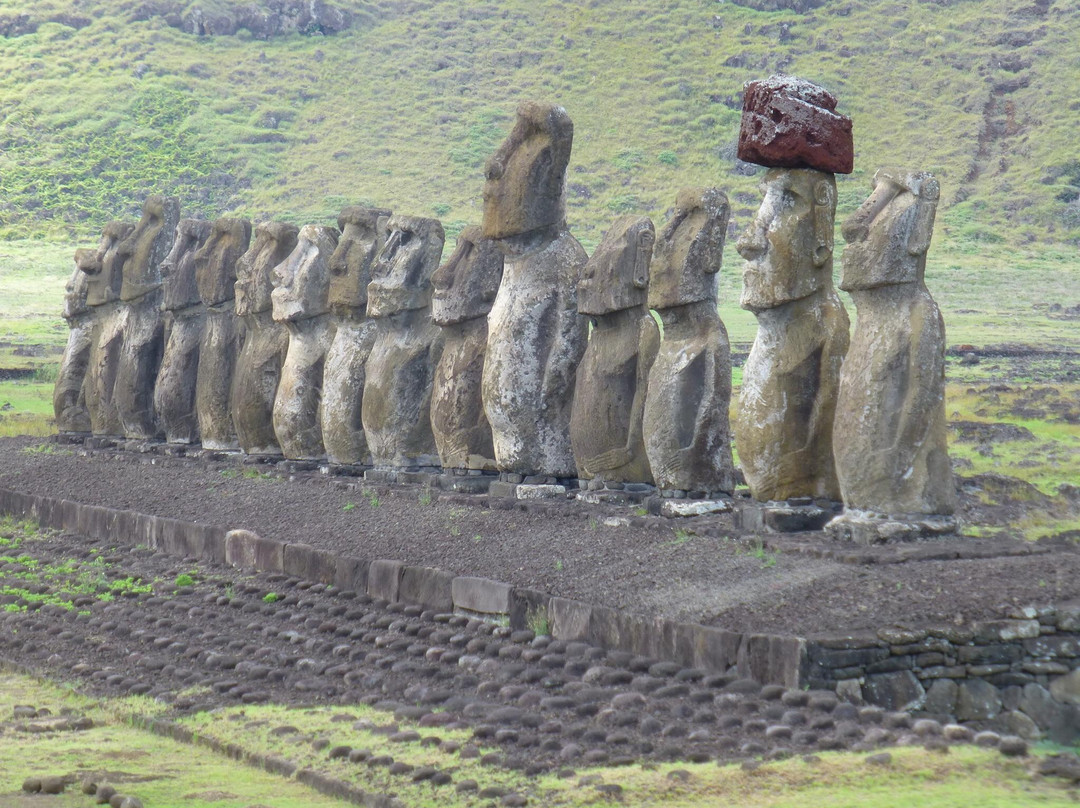 阿胡通伽利基-复活节岛必去景点