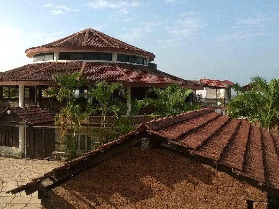 Indismart Woodbourne Resort