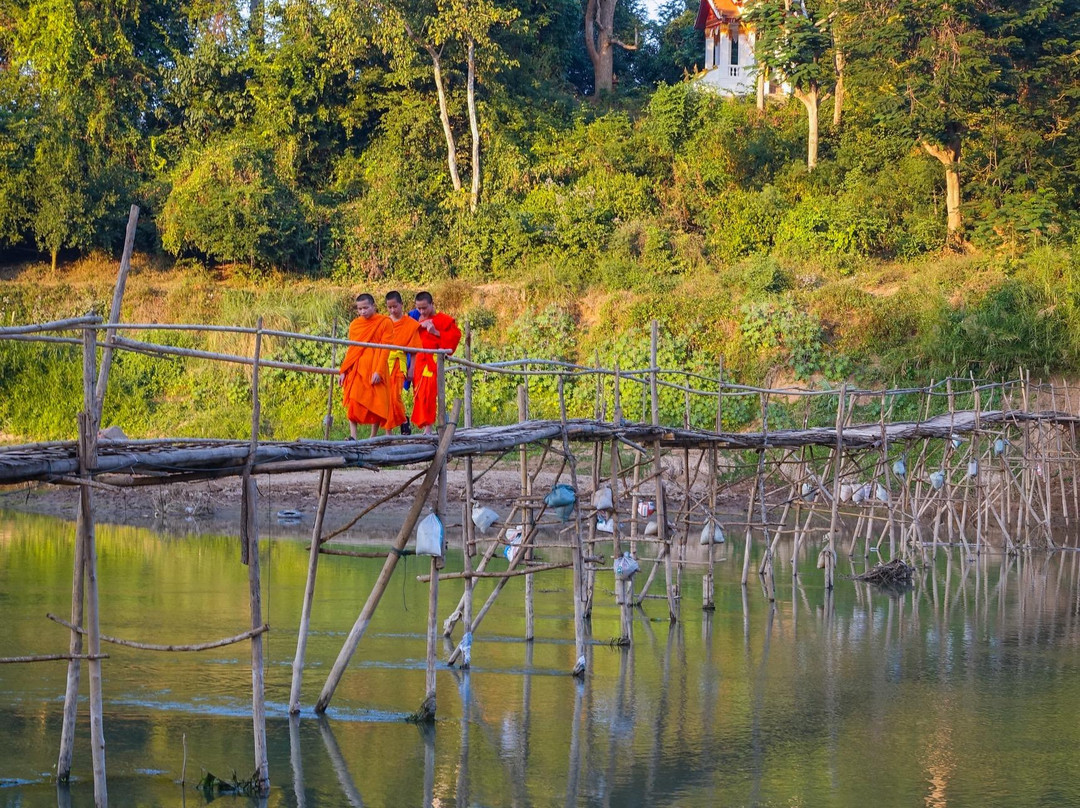 湄公河竹桥-琅勃拉邦必去景点