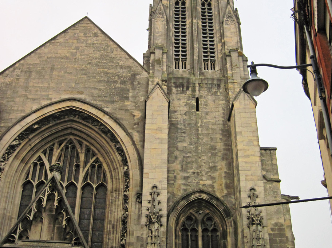 Eglise Saint Jean Baptiste-阿拉斯必去景点