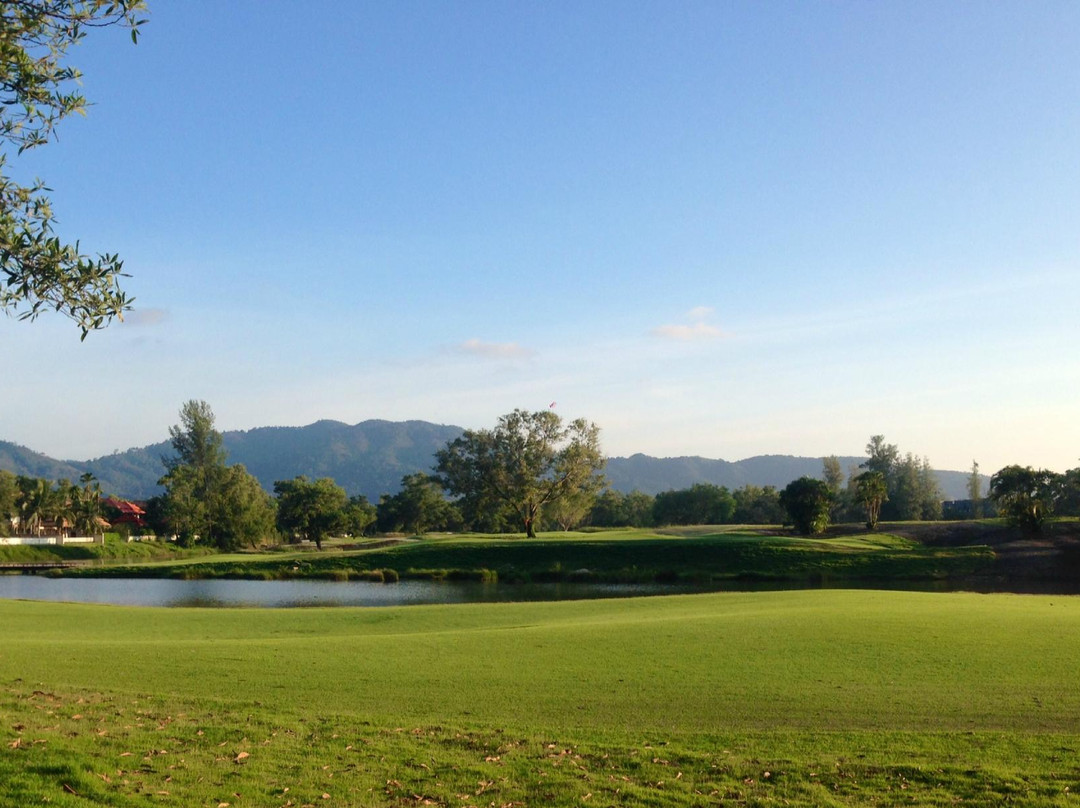 拉古那普吉高尔夫俱乐部-他朗必去景点