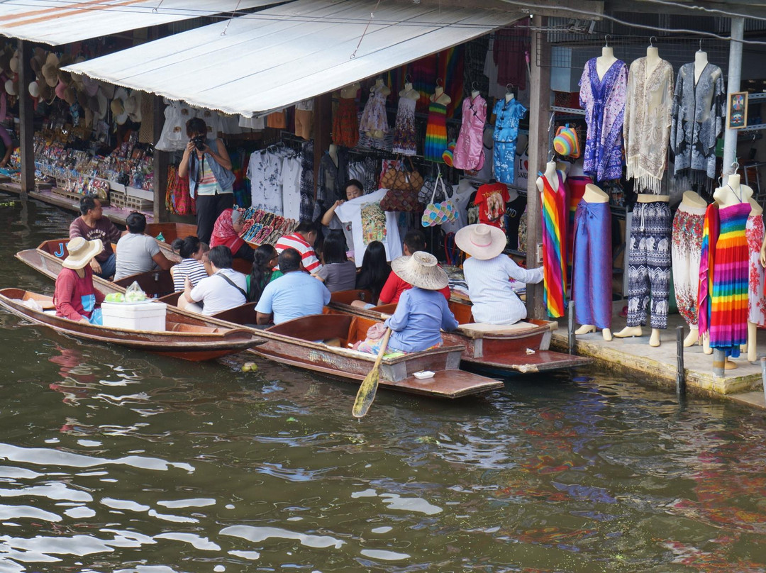 Tha Kha Floating Market景点图片