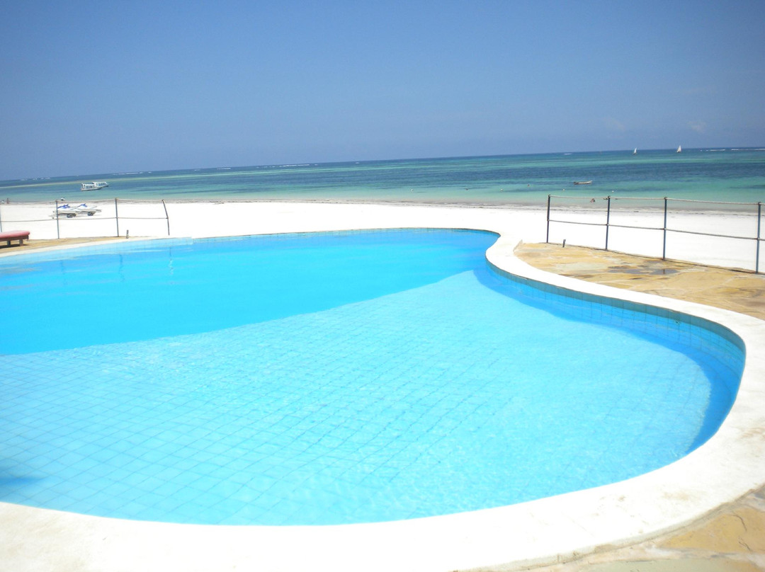 Kusini Beach Cottages