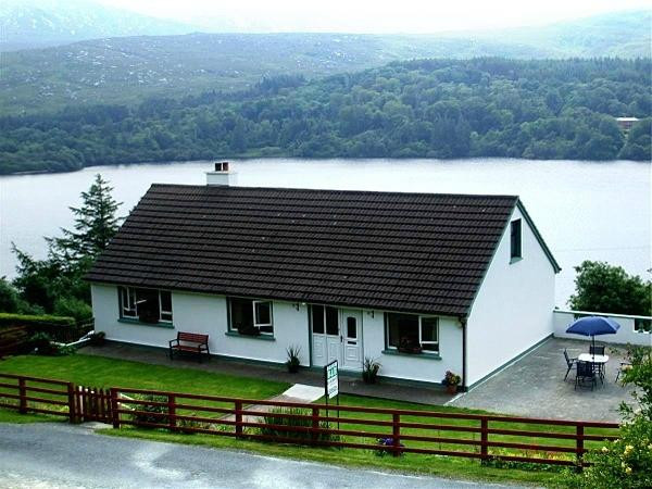 Radharc an Ghleanna主图