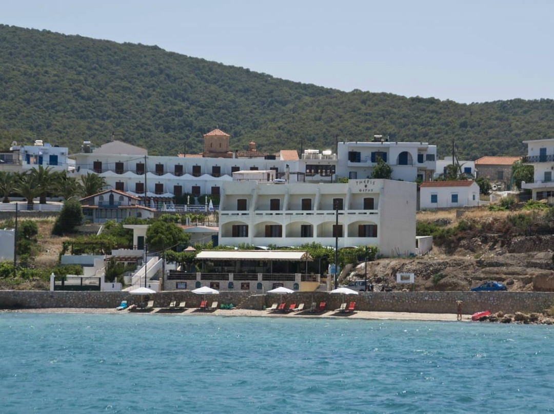 Hotel Theris