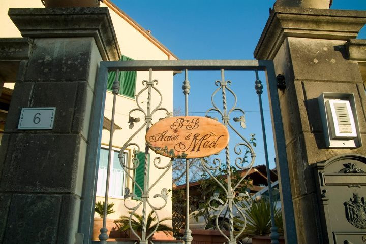 San Costanzo酒店住宿-B&B a Casa di Mael