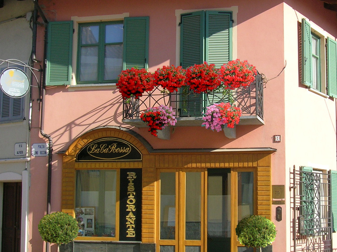 Cisterna d'Asti餐馆和美食-La Ca' Rossa