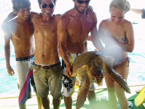 Aristos Water Sports-卡尔坎必去景点