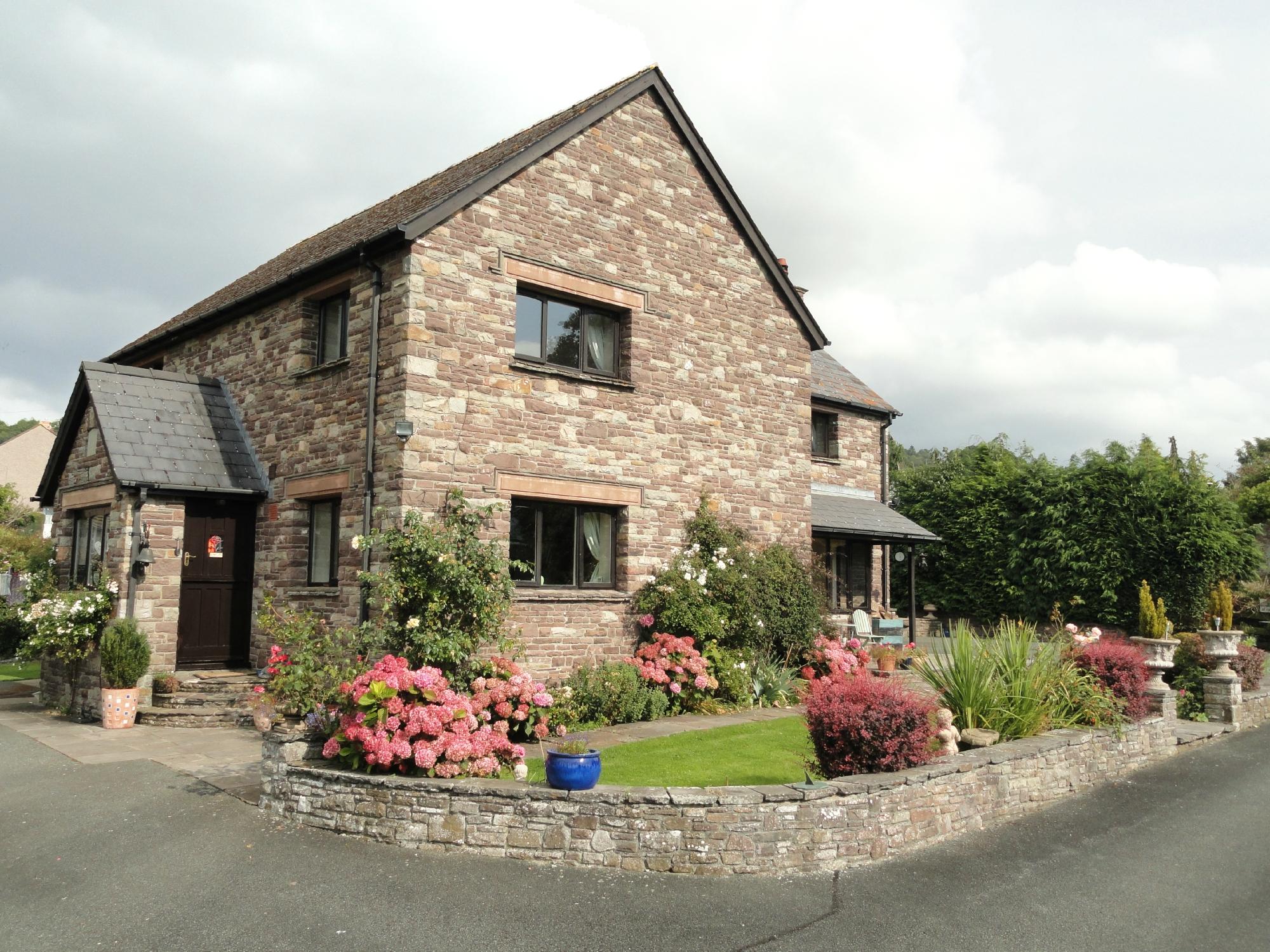 Porth-y-Berllan-官方