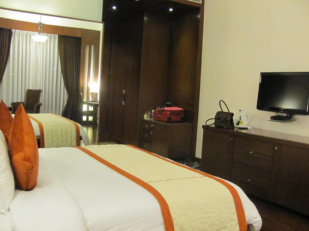 里根塔酒店及会议中心主图