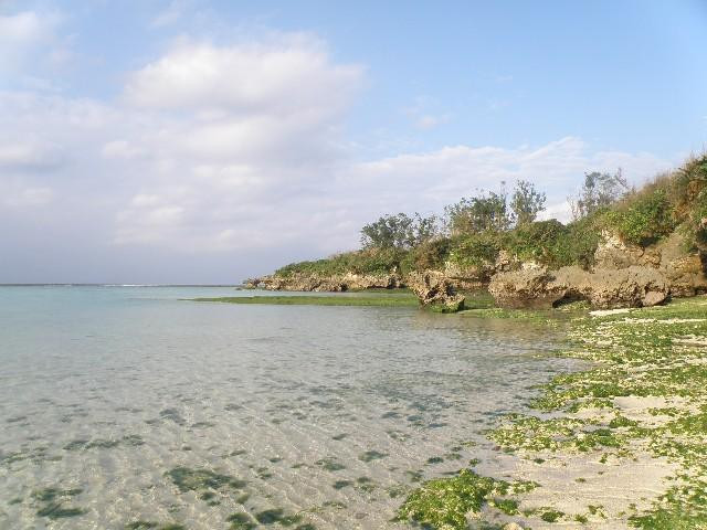 Yonamine Nagahama Beach景点图片