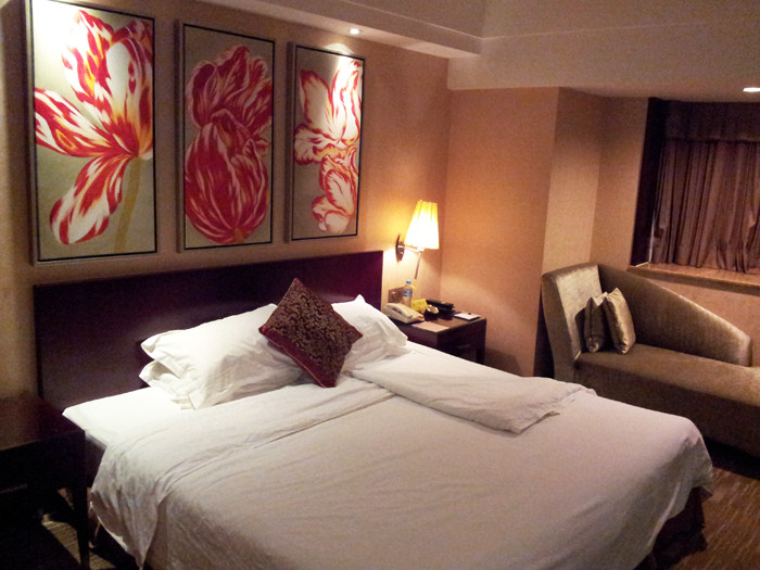 冠发君悦大酒店主图