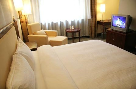 兰州步行街希尔顿欢朋酒店主图