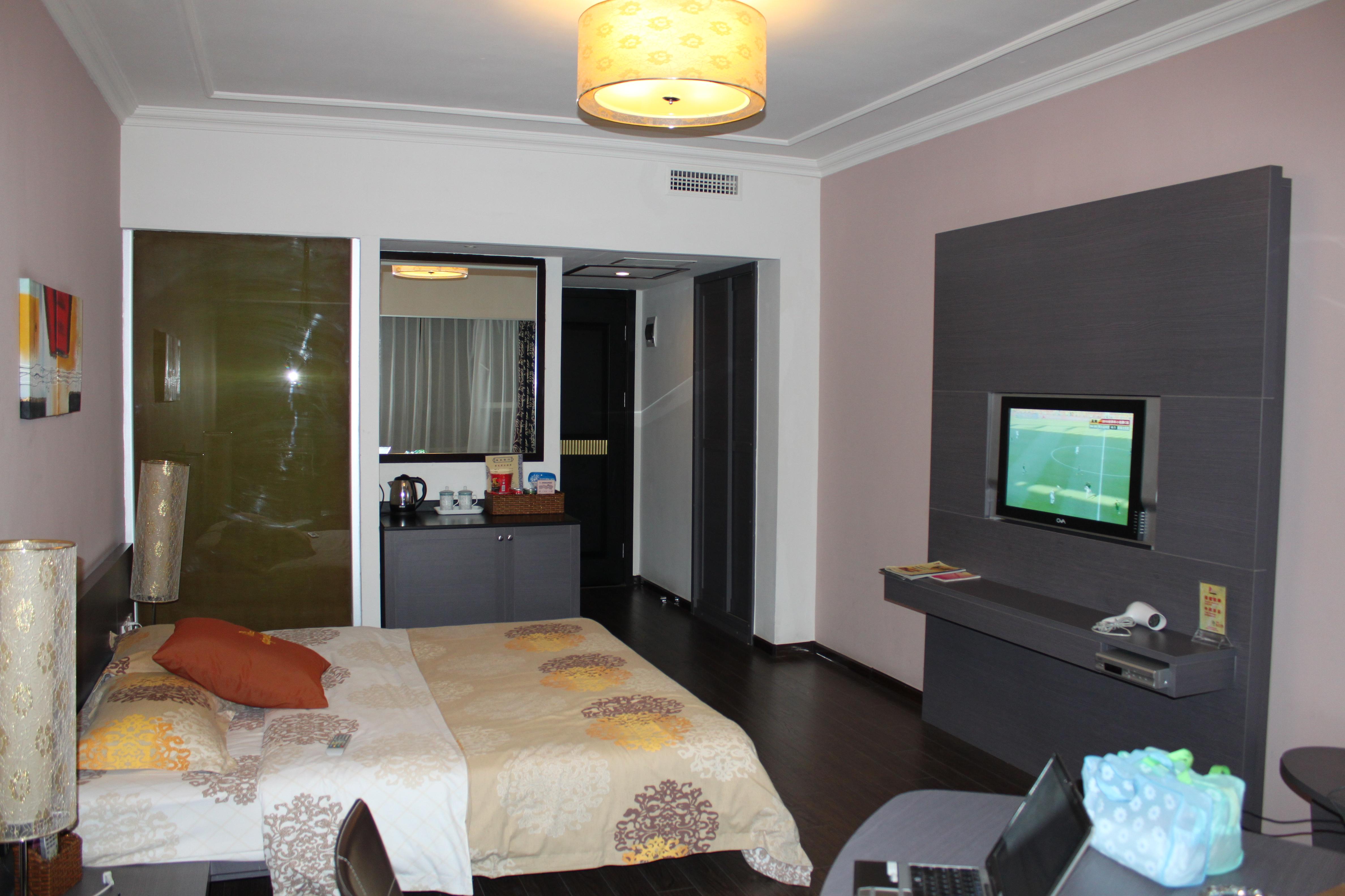 爱尊客酒店青岛台湾路店-客卧