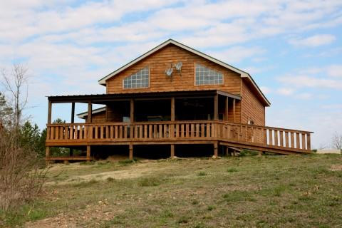 The Backwoods Lodge and Cabins