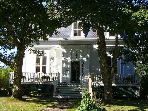 The Maine Hideaway-浴室