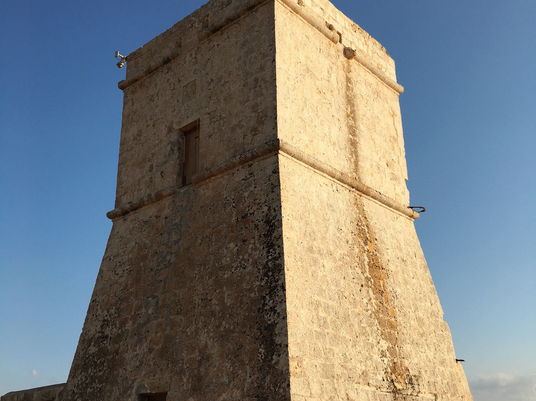 Ghajn Tuffieha Tower-梅雷赫必去景点