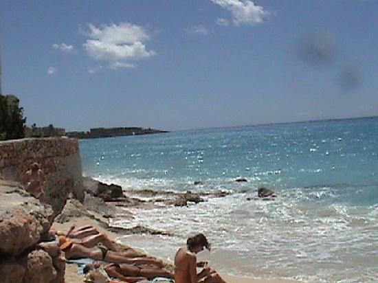 Cupecoy Bay Beach-Cupecoy Bay必去景点