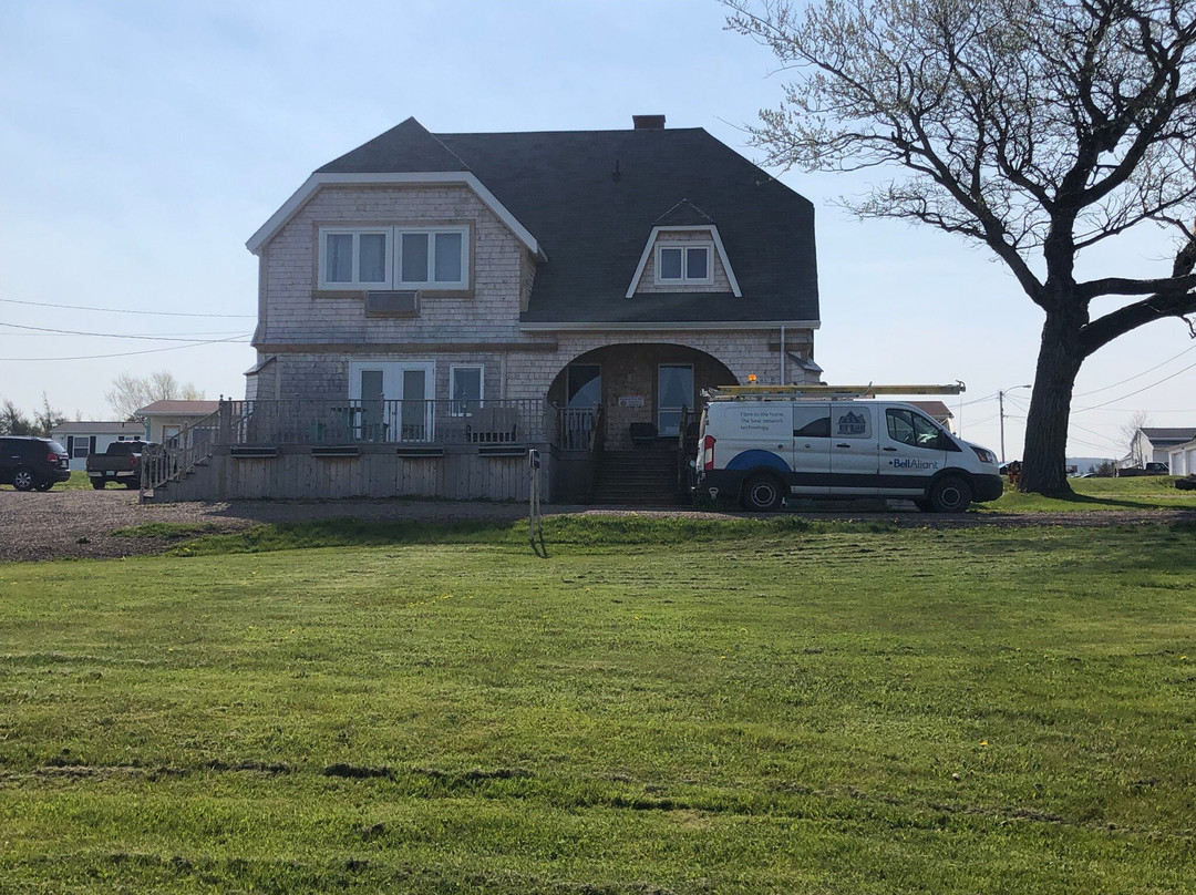 Silver Lining Inn & Motel主图