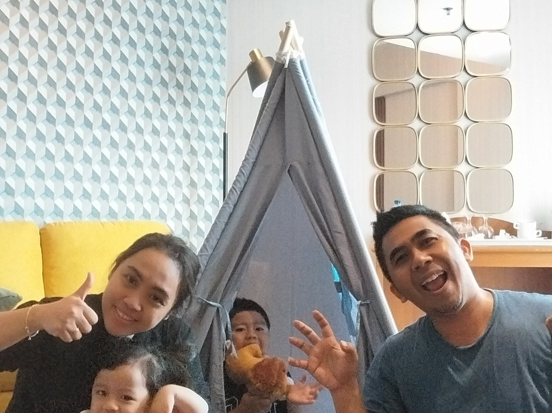 毕达咖拉酒店主图