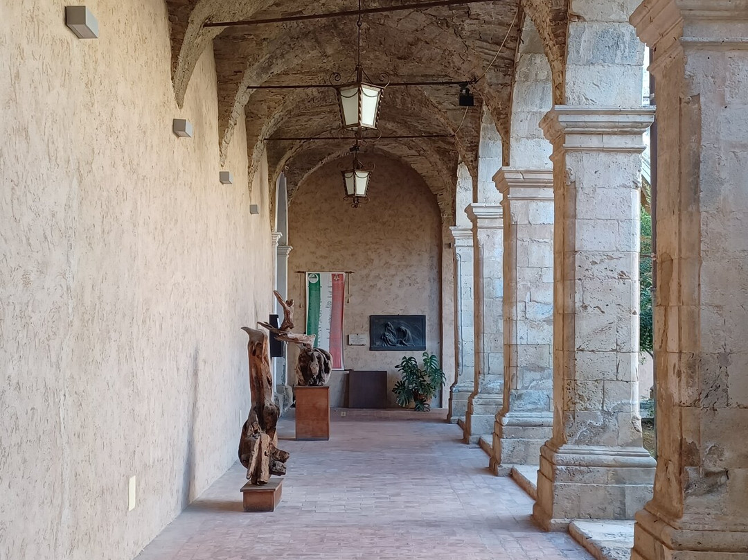 Complesso Monastico di San Francesco di Paola-阿尔托蒙泰必去景点