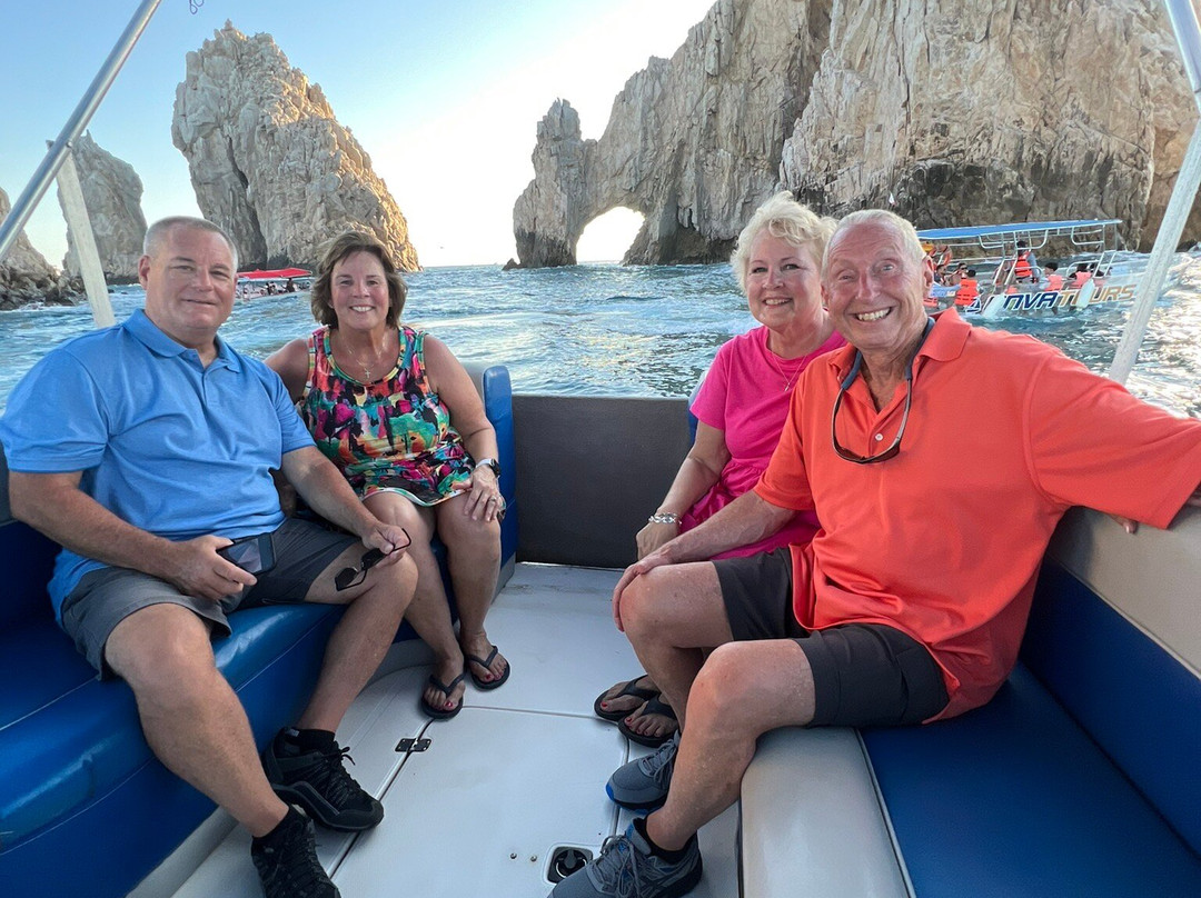 Living And Exploring Cabo Luxury Charters景点图片