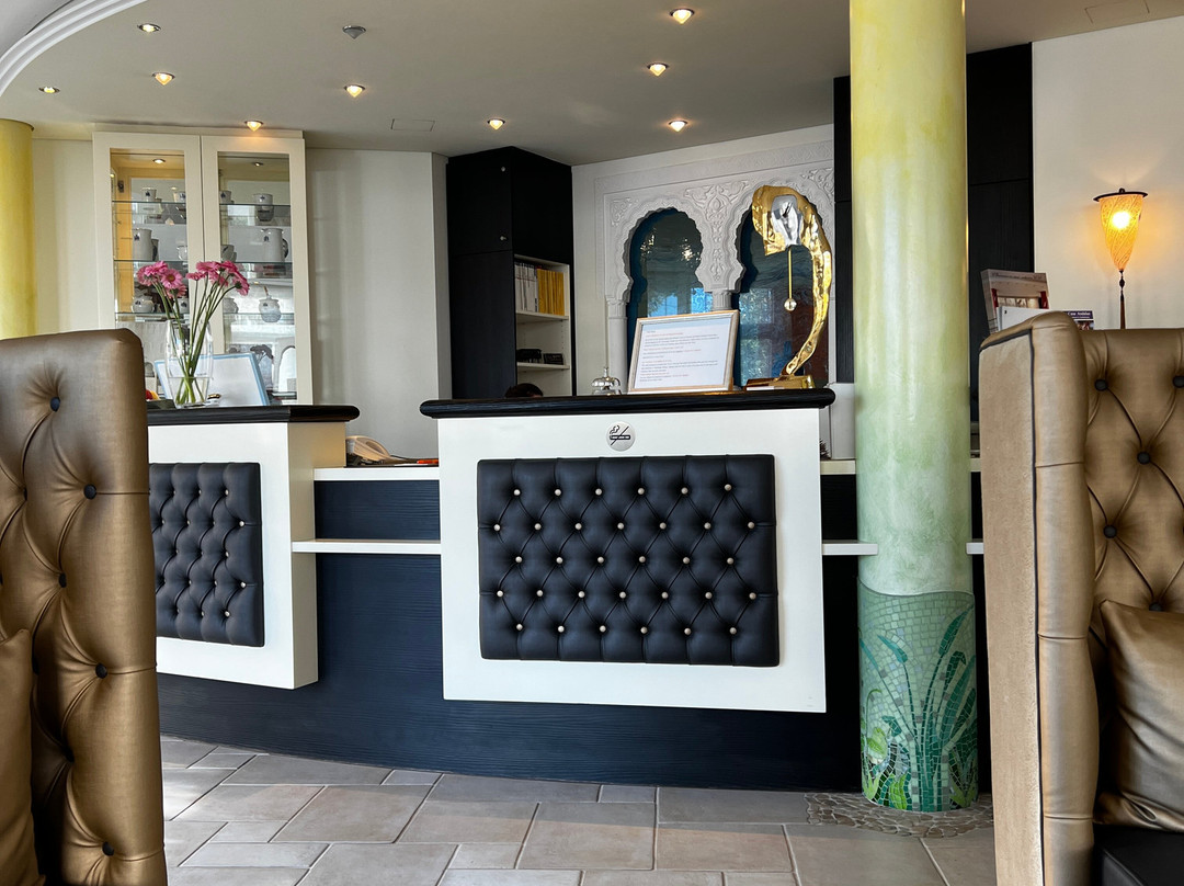 拉卡萨酒店主图