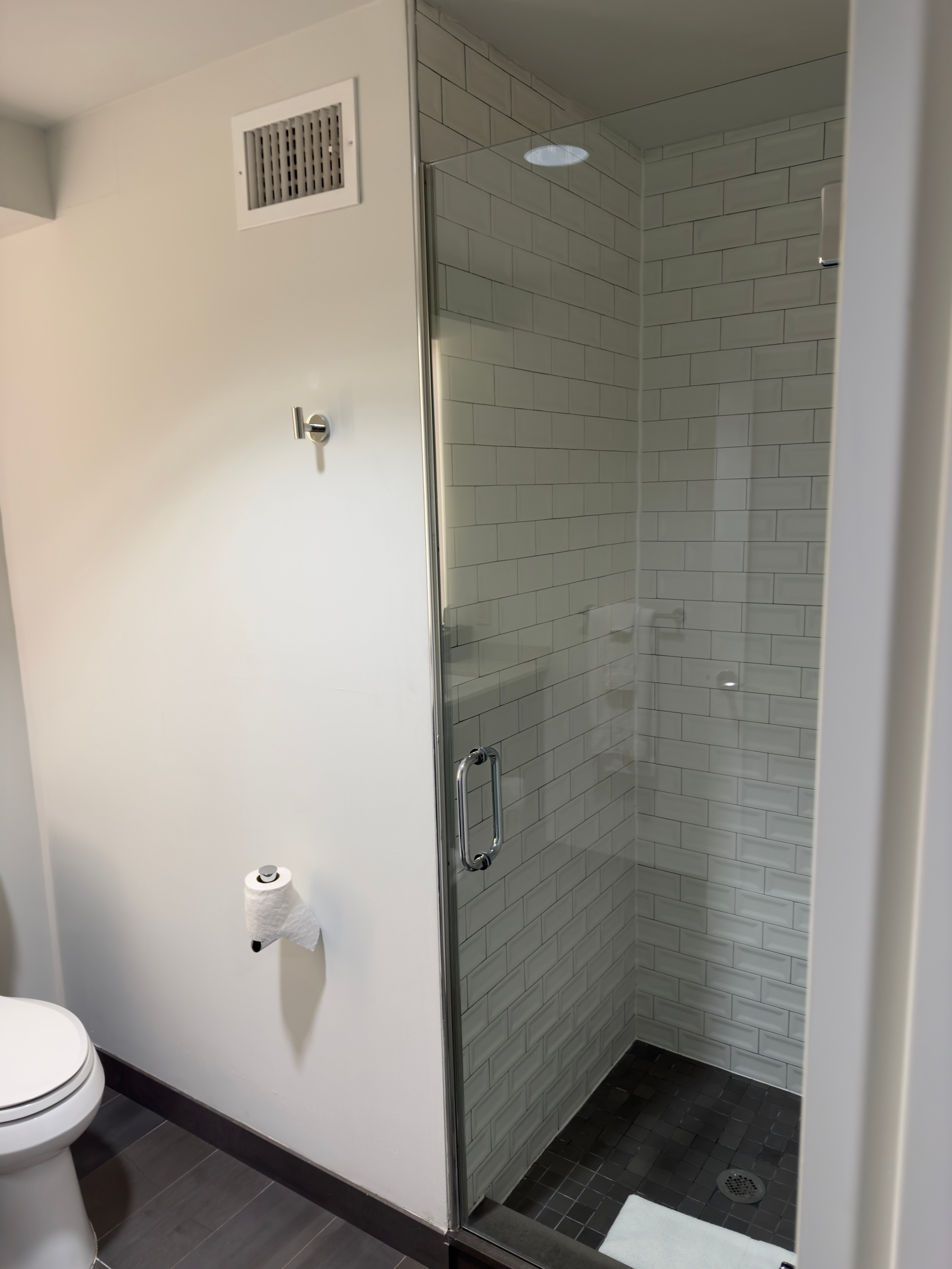 TRYP by Wyndham Newark Downtown-浴室