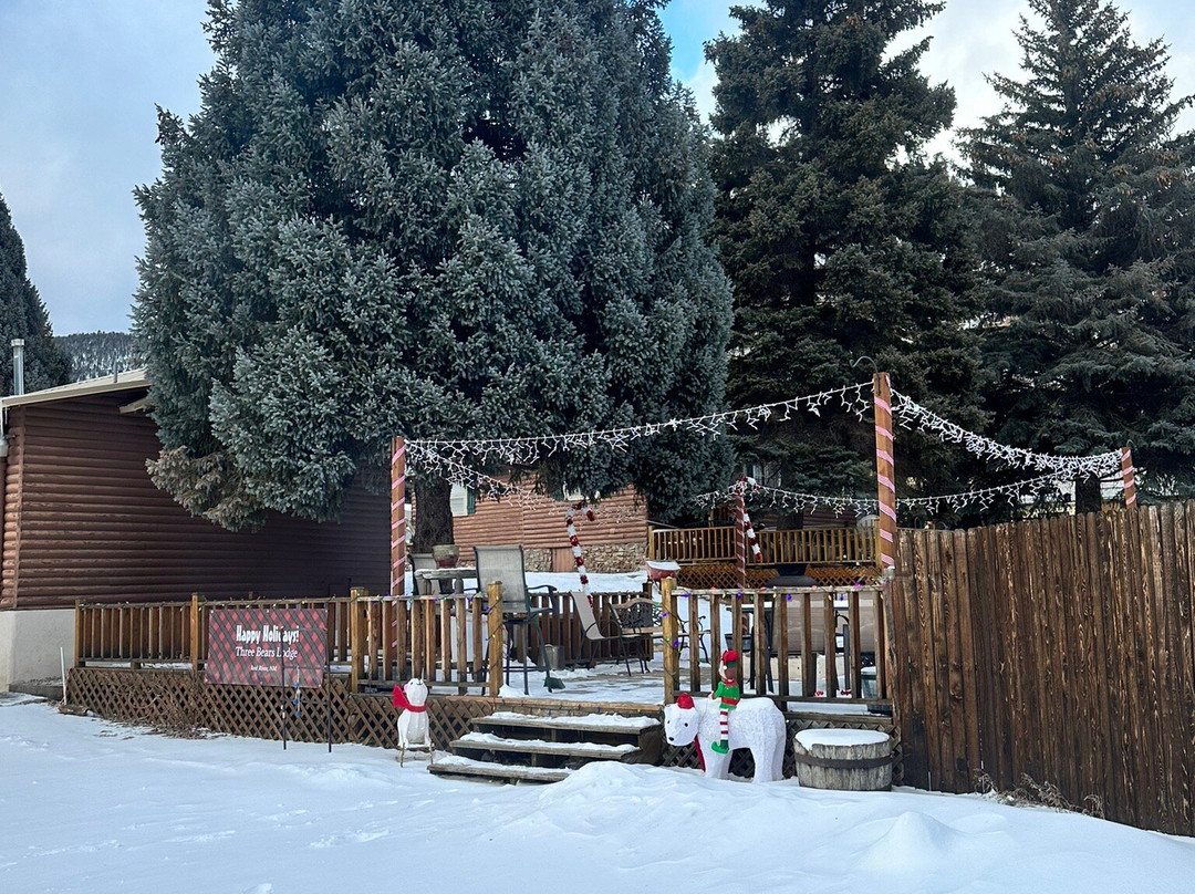 Three Bears Lodge主图