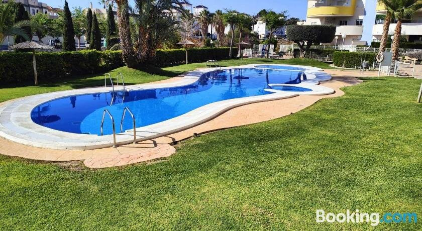 Villamartin Palms