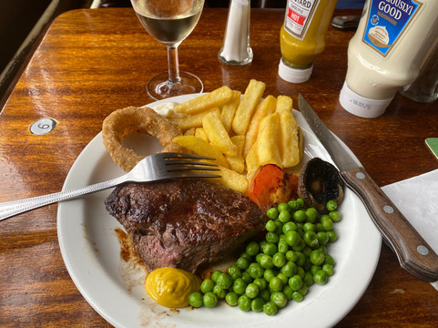 The Bull Hotel At Codsall