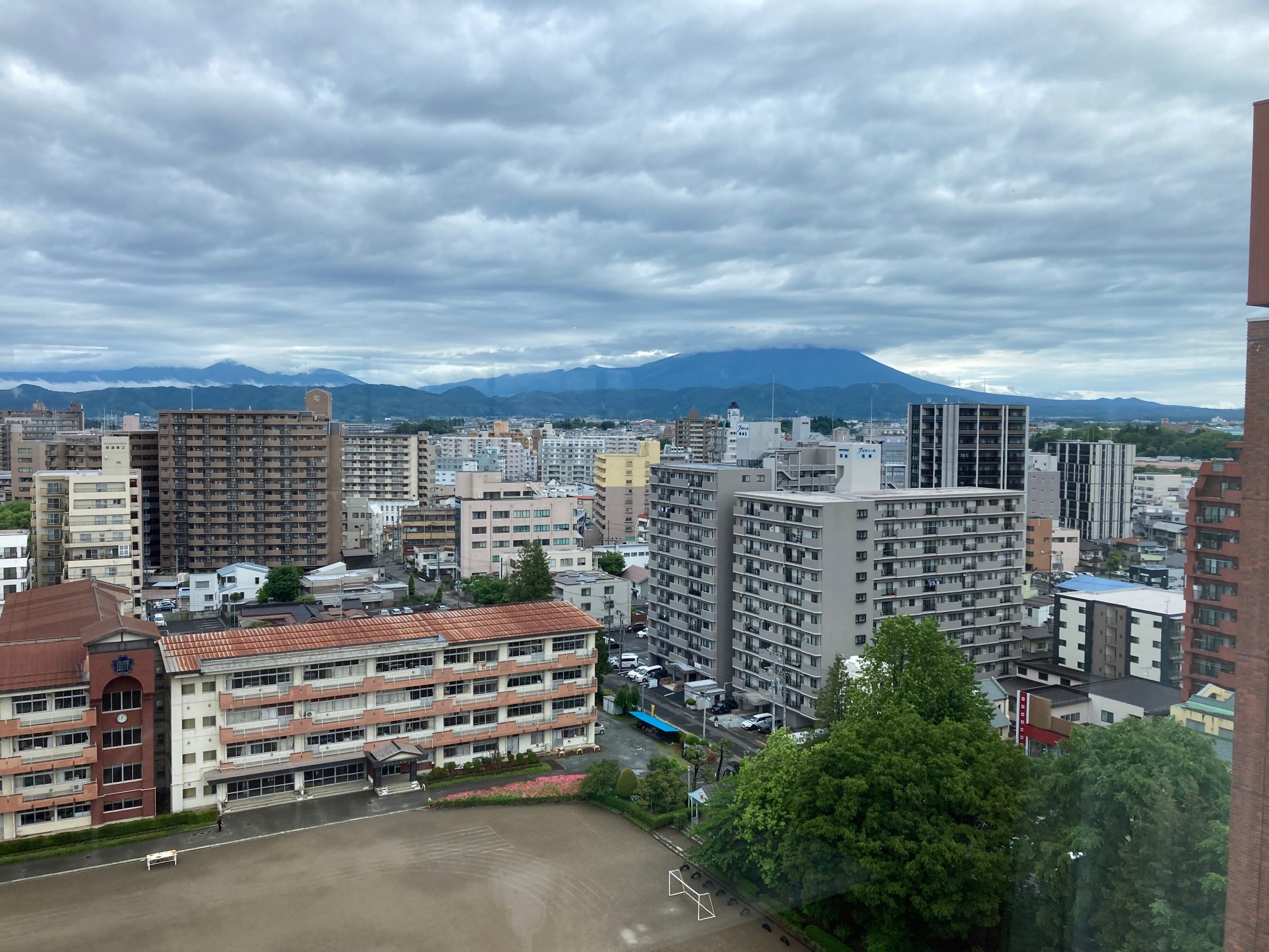 ART盛冈酒店-官方