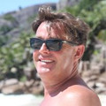 Robert044