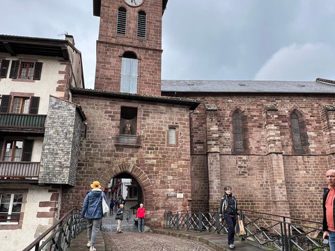 Citadel of Mendiguren-Saint-Jean-Pied-de-Port必去景点