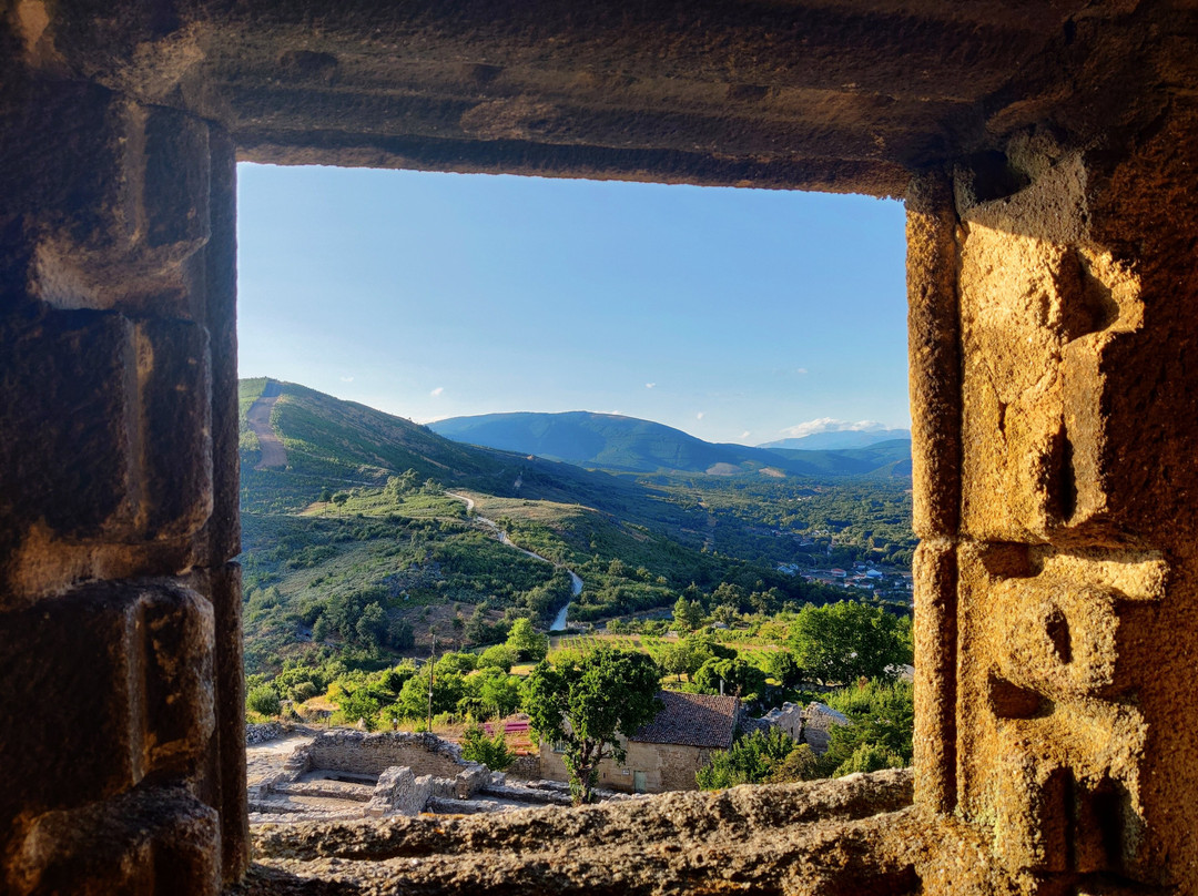 Monterrei Castle景点图片