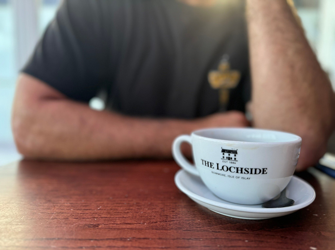 Lochside Hotel主图