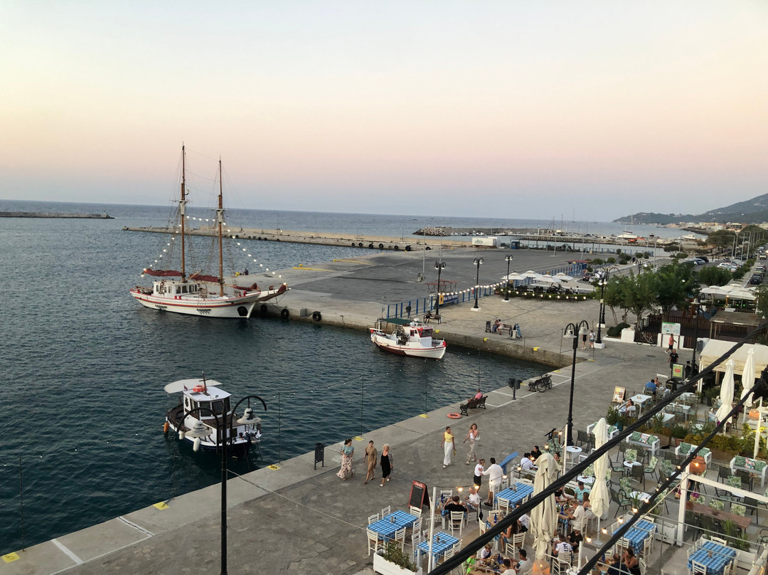 Samaina Port Hotel主图