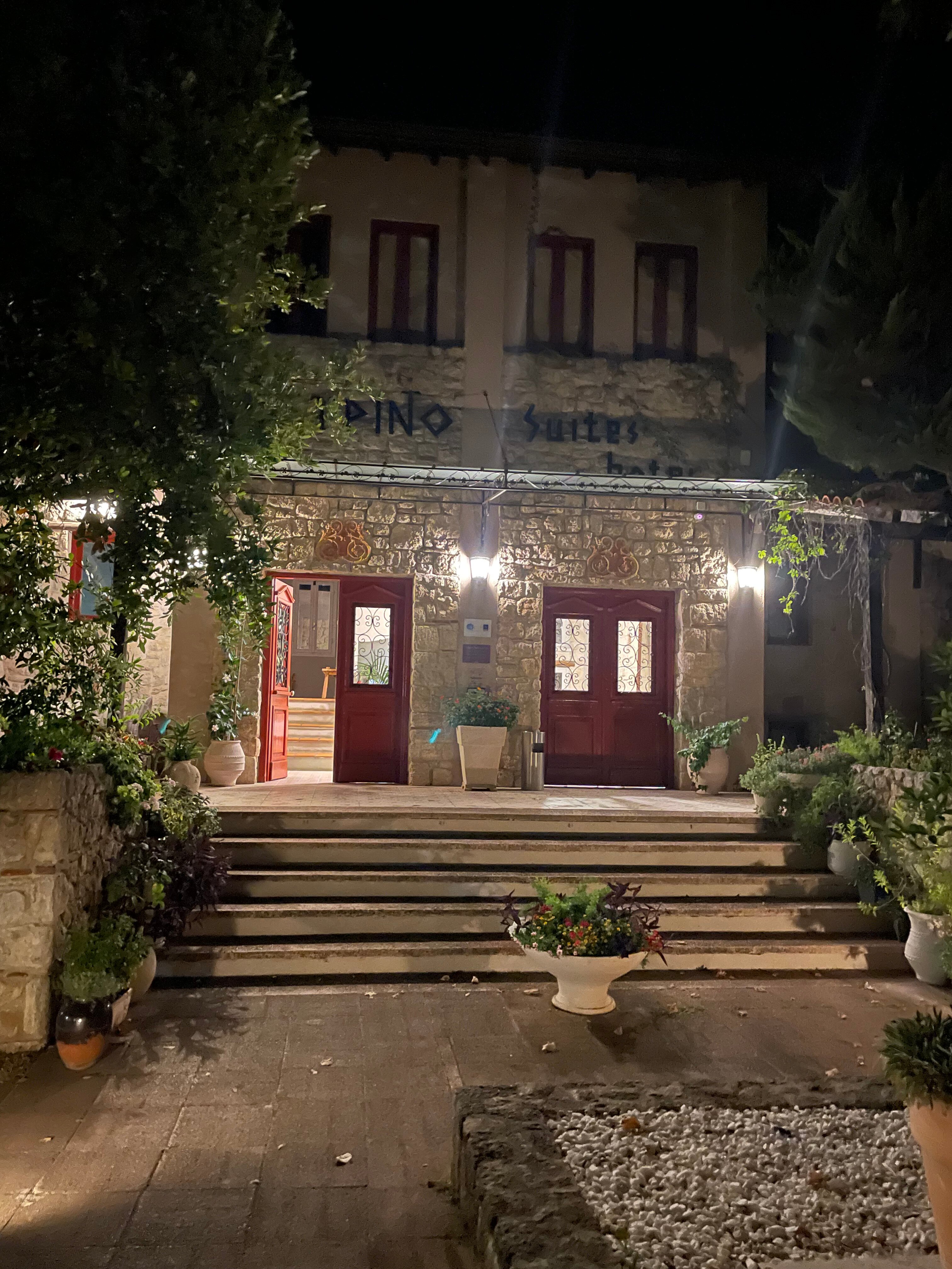 Petrino Suites Hotel-浴室