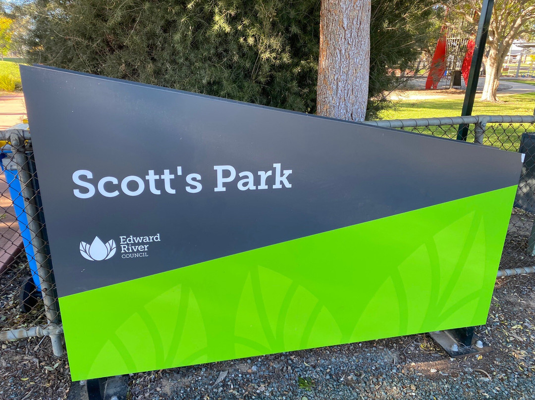 Deniliquin Water Tower Mural-Deniliquin必去景点