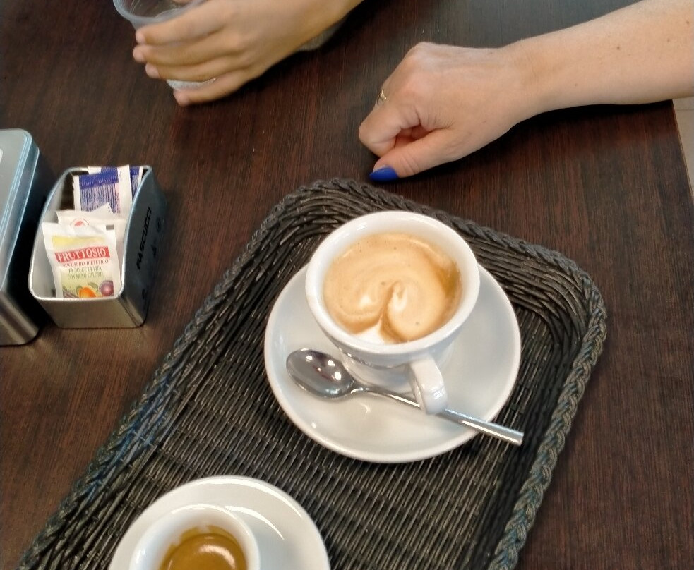 Bar Aragosta-切塞纳蒂科必去景点