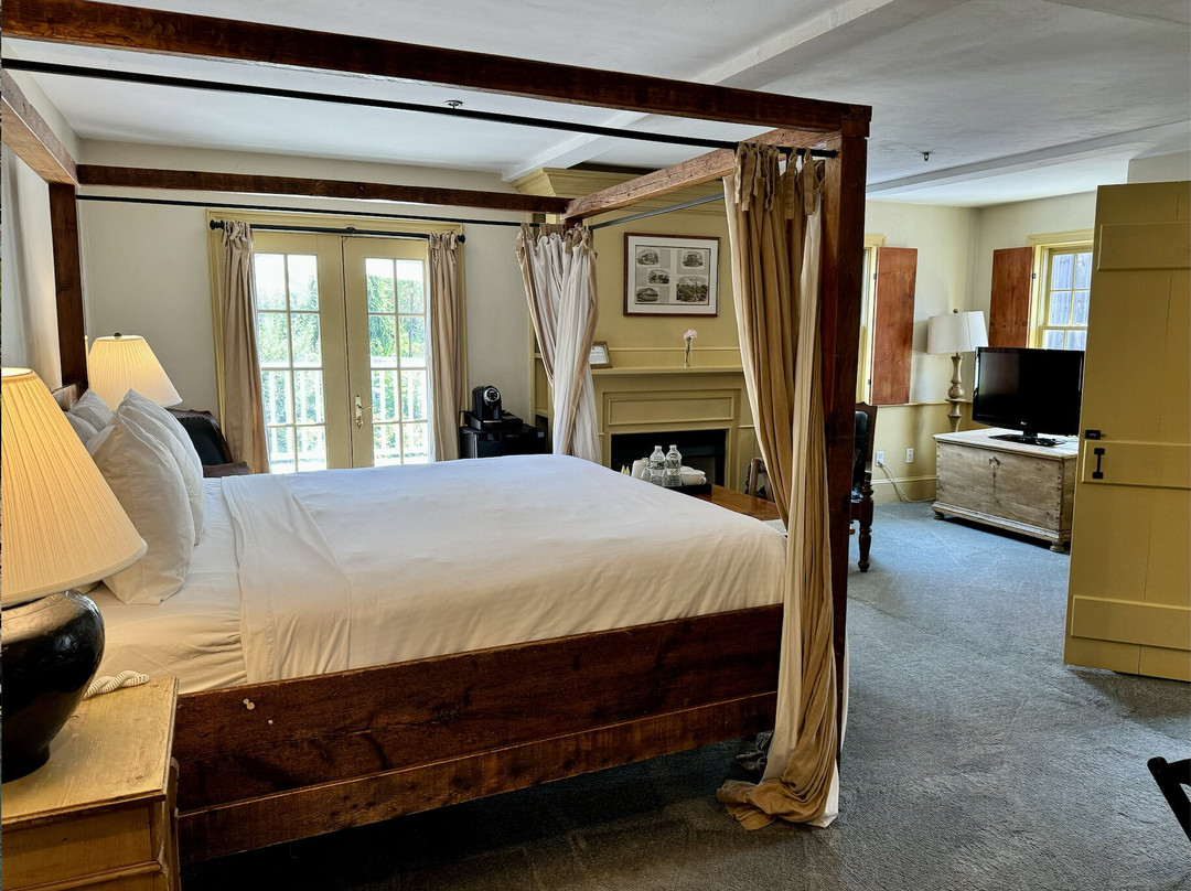 The Red Lion Inn主图