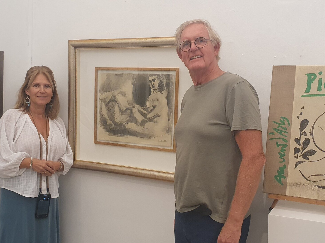 Galería Efeserrano Paquita Serrano-Cieza必去景点