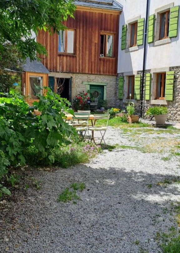 Chez Christine Et Fabrice
