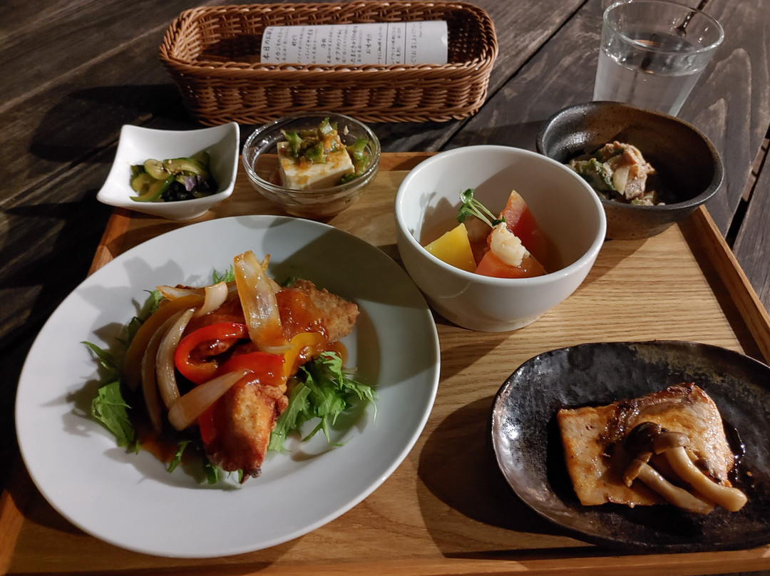 Heart Rock Village主图